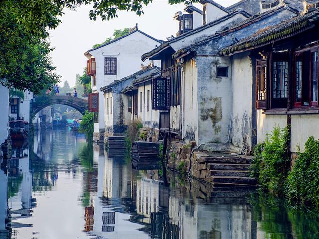 水疗中心